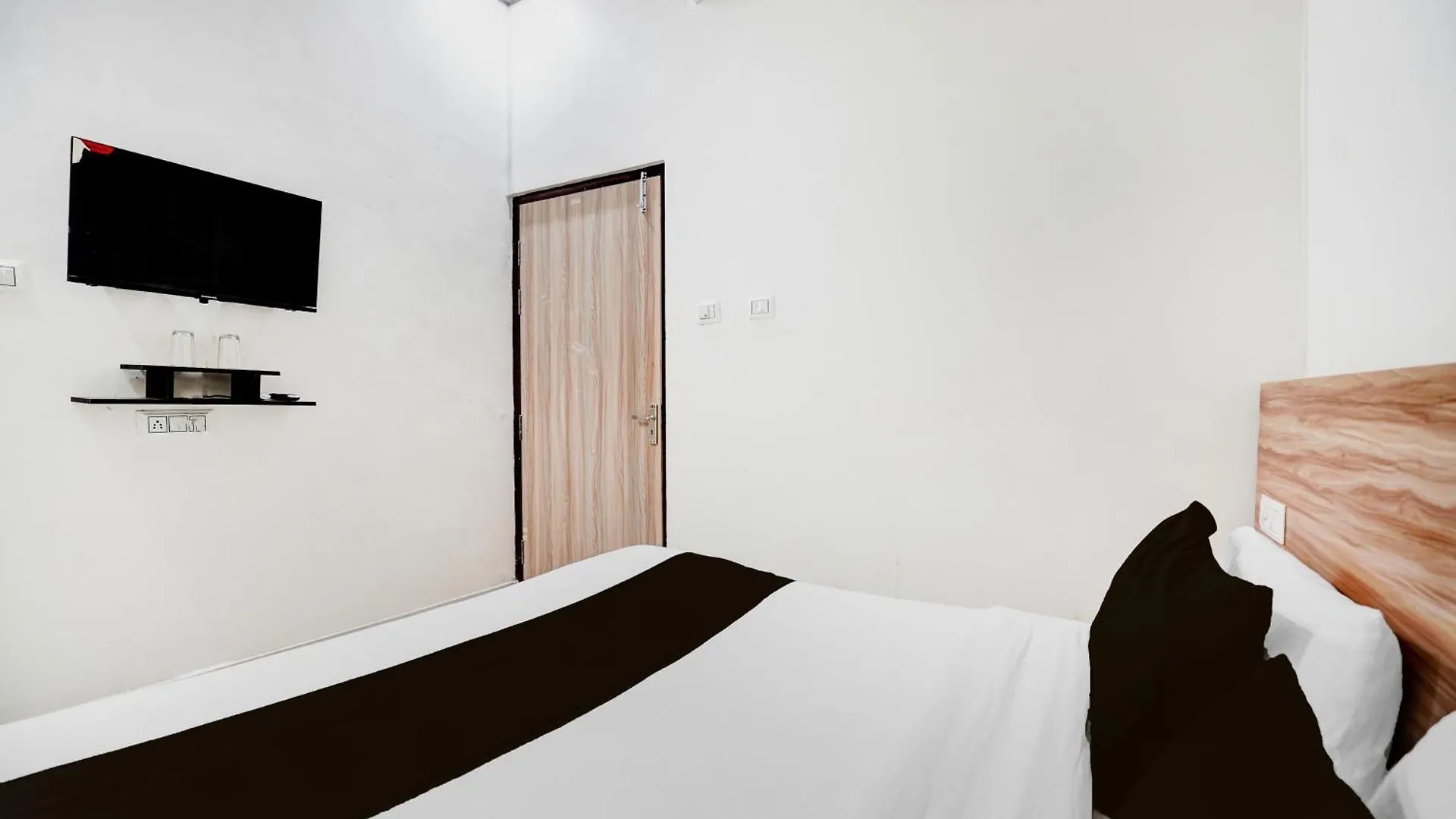 Hotel O The Kashi Varanasi