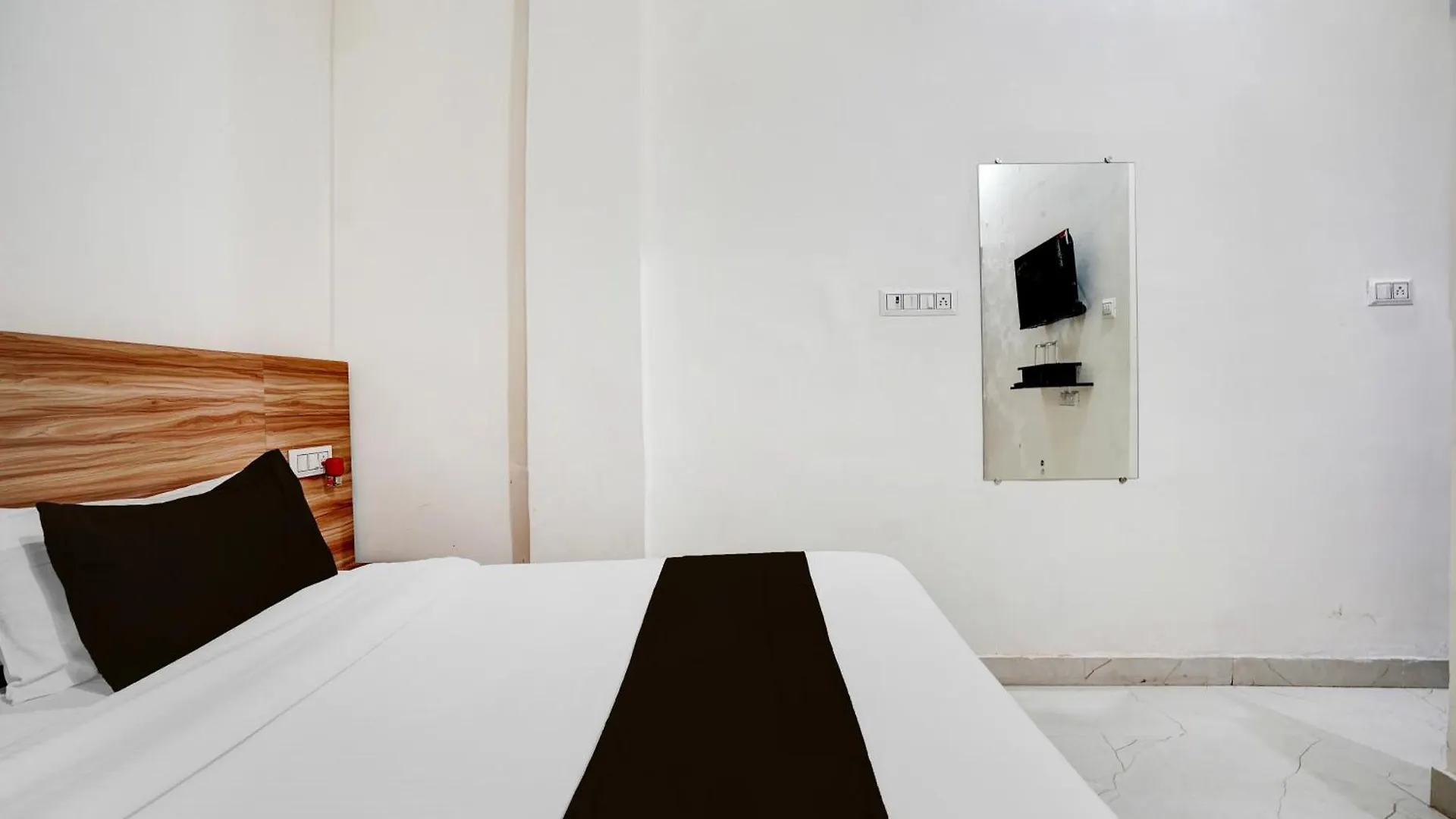 Hotel O The Kashi Varanasi